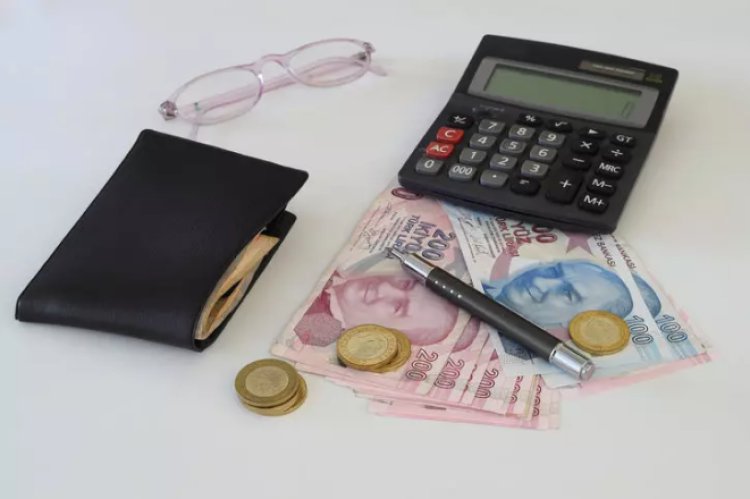 MEMUR EMEKLİ MAAŞI TEMMUZ ZAMMI: SSK’lısı, Bağ-Kur’lusu, memur emeklisi… En düşük maaşa tek çözümü açıkladı: İşte Haziran enflasyon tahmini ile zamlı maaş tabloları